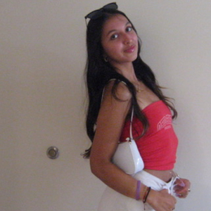 Fundraising Page: Mariela Giles